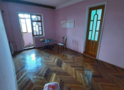 Satılır 2 otaqlı 60 m2 köhnə tikili 6 mkr