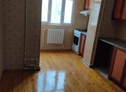 Satılır 3 otaqlı 80 m2 köhnə tikili Y.Günəşli