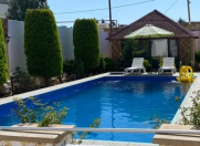 İcarəyə verilir 4 otaqlı 125 m2 bağ evi Şüvəlan Park ticarət mərkəzi