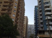 İcarəyə verilir 3 otaqlı 150 m2 yeni tikili Nizami m.