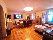 Satılır 4 otaqlı 90 m2 köhnə tikili 8 km