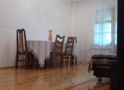 İcarəyə verilir 4 otaqlı 105 m2 köhnə tikili Neftçilər m.