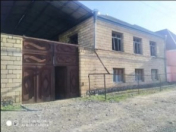 Satılır 8 otaqlı 380 m2 həyət evi Samux