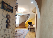 Satılır 6 otaqlı 200 m2 həyət evi Zığ