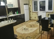İcarəyə verilir 3 otaqlı 140 m2 yeni tikili Əhmədli m.