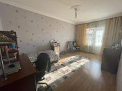Satılır 4 otaqlı 100 m2 köhnə tikili Yeni Yasamal
