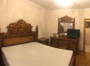 İcarəyə verilir 3 otaqlı 85 m2 köhnə tikili Neftçilər m.