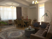 Satılır 3 otaqlı 100 m2 yeni tikili Nəriman Nərimanov m.