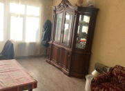 Satılır 5 otaqlı 130 m2 köhnə tikili Əhmədli m.