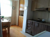 İcarəyə verilir 1 otaqlı 30 m2 köhnə tikili Nəsimi m.