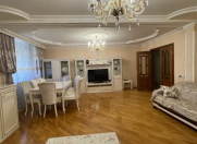 Satılır 5 otaqlı 107 m2 köhnə tikili Bakıxanov