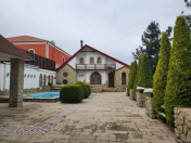 Satılır 4 otaqlı 350 m2 bağ evi Mərdəkan