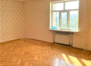 Satılır 3 otaqlı 85 m2 köhnə tikili Qara Qarayev m.