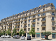 Satılır 3 otaqlı 136 m2 yeni tikili Ağ şəhər