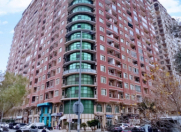 Satılır 3 otaqlı 160 m2 yeni tikili Gənclik m.