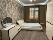 İcarəyə verilir 3 otaqlı 150 m2 yeni tikili Nəsimi r.