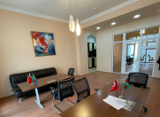 İcarəyə verilir 2 otaqlı 70 m2 ofis Memar Əcəmi m.