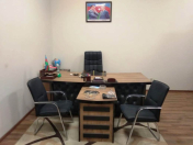 İcarəyə verilir 1 otaqlı 40 m2 ofis Şah İsmayıl Xətai m.