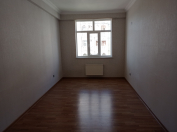 Satılır 2 otaqlı 76 m2 yeni tikili Gəncə