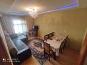 Satılır 4 otaqlı 110 m2 köhnə tikili İnşaatçılar m.