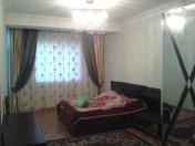 İcarəyə verilir 2 otaqlı 96 m2 yeni tikili 8 Noyabr m.