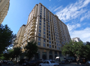 Satılır 4 otaqlı 232 m2 yeni tikili 28 May m.
