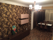 Satılır 2 otaqlı 60 m2 köhnə tikili Gənclik m.