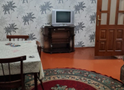 İcarəyə verilir 2 otaqlı 65 m2 həyət evi Elmlər Akademiyası m.