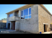 Satılır 4 otaqlı 156 m2 həyət evi Binə