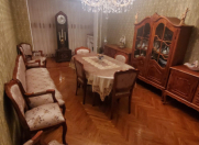 Satılır 4 otaqlı 110 m2 köhnə tikili Heydər Məscidi