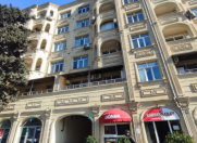 Satılır 3 otaqlı 92 m2 yeni tikili Gənclik m.