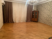 Satılır 3 otaqlı 130 m2 yeni tikili 8 km