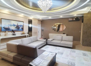 Satılır 3 otaqlı 177.5 m2 yeni tikili Gənclik m.