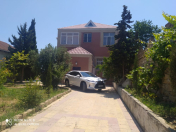 Satılır 5 otaqlı 240 m2 bağ evi Buzovna