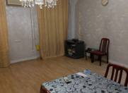 Satılır 3 otaqlı 100 m2 köhnə tikili Bakıxanov