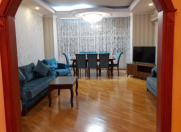 İcarəyə verilir 4 otaqlı 175 m2 yeni tikili 28 May m.