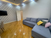 İcarəyə verilir 3 otaqlı 90 m2 yeni tikili Gənclik m.