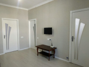 Satılır 2 otaqlı 59 m2 köhnə tikili 2 mkr