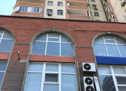 Satılır 10 otaqlı 820 m2 obyekt 4 mkr