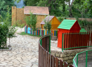 Satılır 4 otaqlı 200 m2 obyekt Xudat