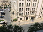 Satılır 5 otaqlı 130 m2 köhnə tikili Sahil m.