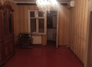 Satılır 4 otaqlı 90 m2 köhnə tikili Qara Qarayev m.