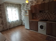 İcarəyə verilir 3 otaqlı 85 m2 köhnə tikili Xətai r.