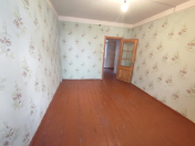 Satılır 3 otaqlı 80 m2 köhnə tikili Qara Qarayev m.