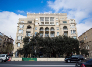 İcarəyə verilir 3 otaqlı 110 m2 köhnə tikili 28 May m.