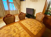 Satılır 5 otaqlı 110 m2 köhnə tikili Bakıxanov