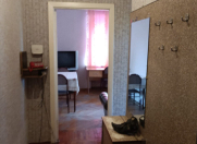 İcarəyə verilir 1 otaqlı 35 m2 köhnə tikili Elmlər Akademiyası m.