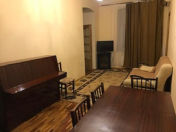 İcarəyə verilir 3 otaqlı 100 m2 köhnə tikili İçəri Şəhər m.