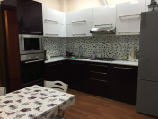 Satılır 2 otaqlı 78 m2 yeni tikili Bakıxanov