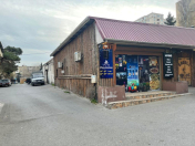 Satılır 3 otaqlı 770 m2 obyekt Azadlıq prospekti m.